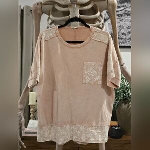 Easel Blush Floral Short Sleeve Top